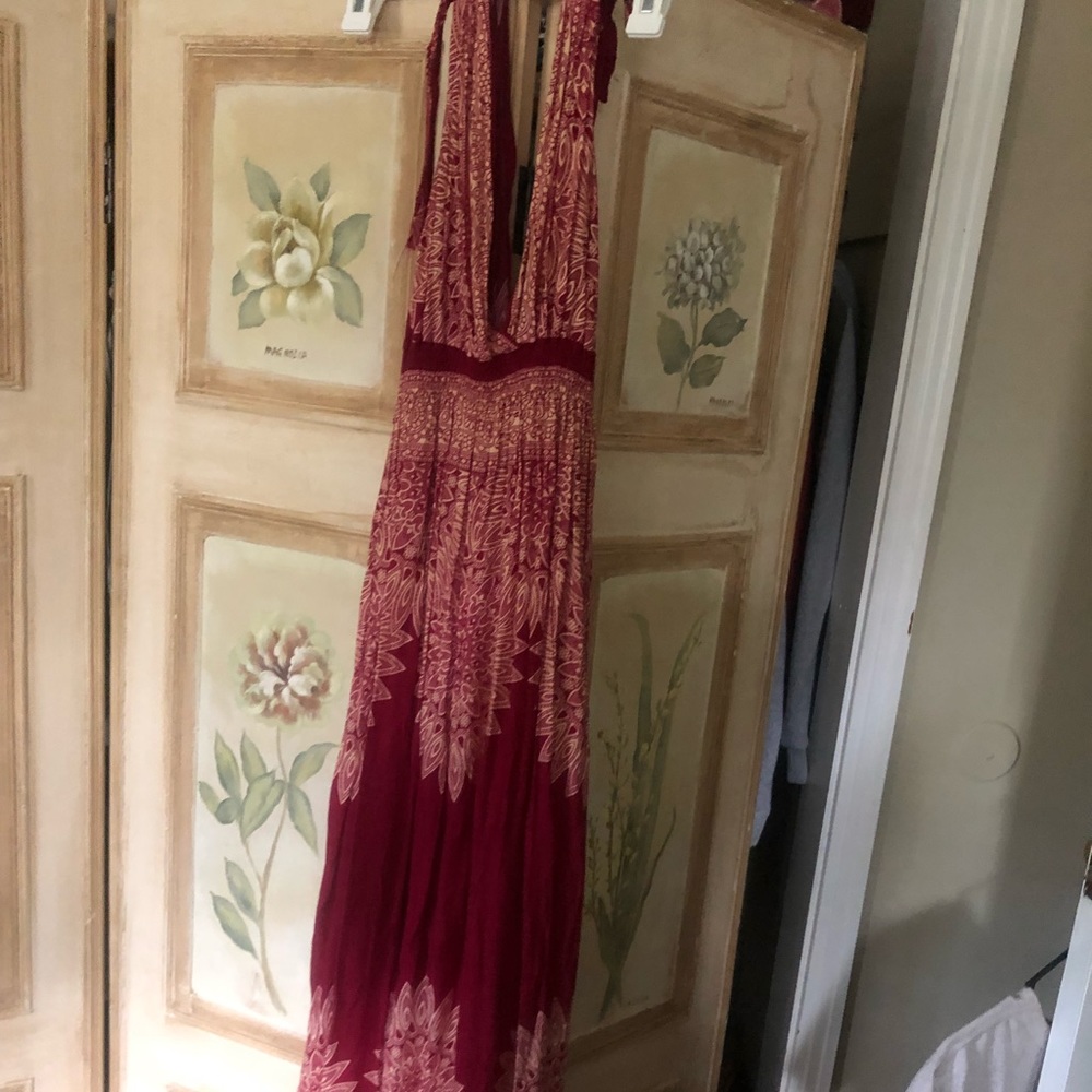 Maxi dress V neck